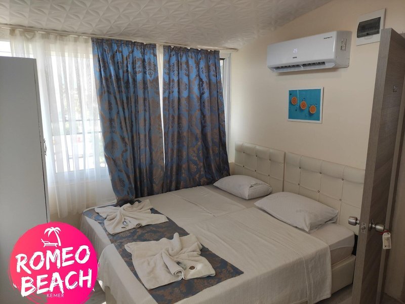 Romeo Beach Hotel 36