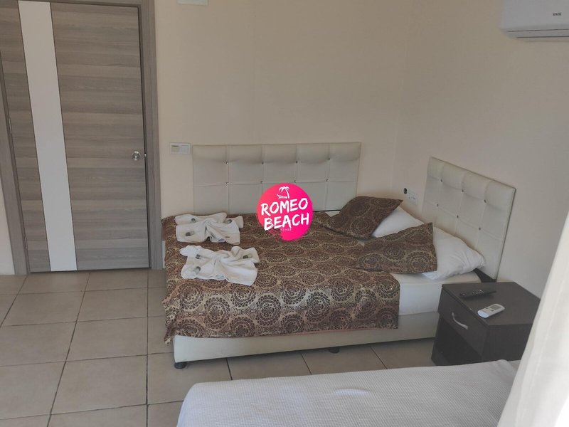 Romeo Beach Hotel 42