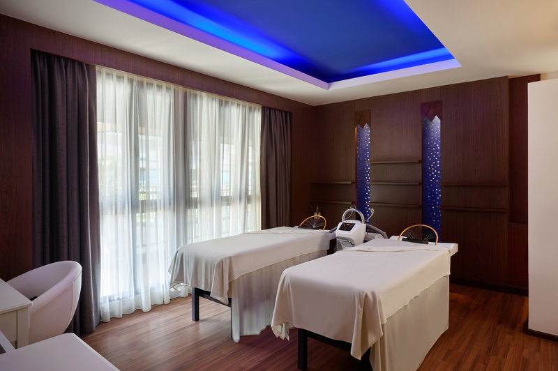 Novotel Phuket Vintage Park Resort 19