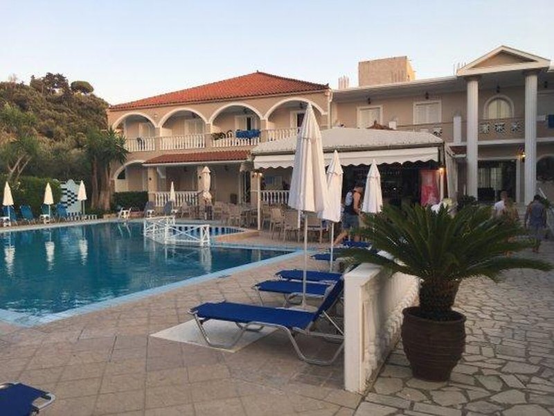 Daisy Hotel 5
