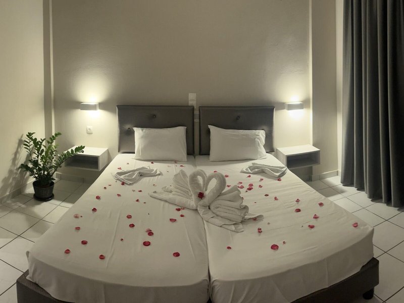 Daisy Hotel 18