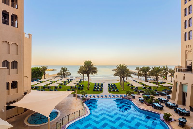 Bahi Ajman Palace Hotel 2