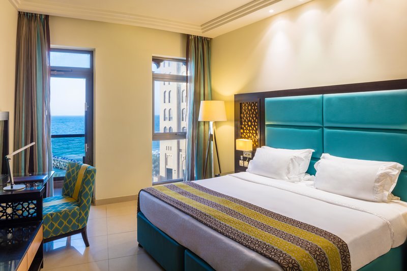 Bahi Ajman Palace Hotel 5