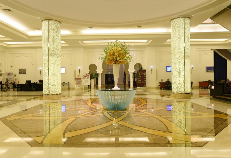 Bahi Ajman Palace Hotel 11