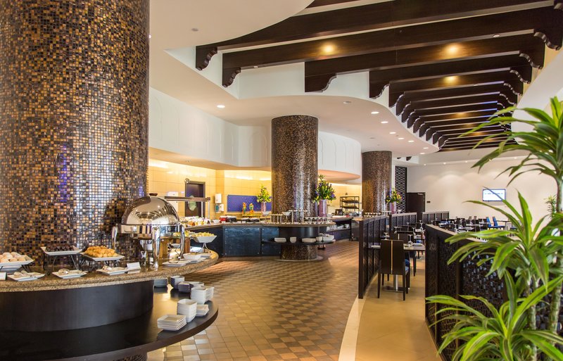Bahi Ajman Palace Hotel 14
