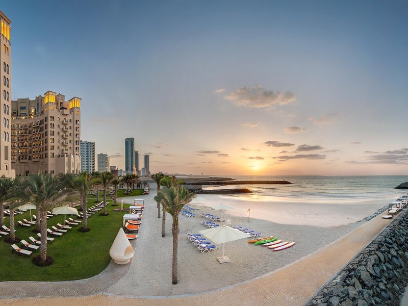 Bahi Ajman Palace Hotel 4