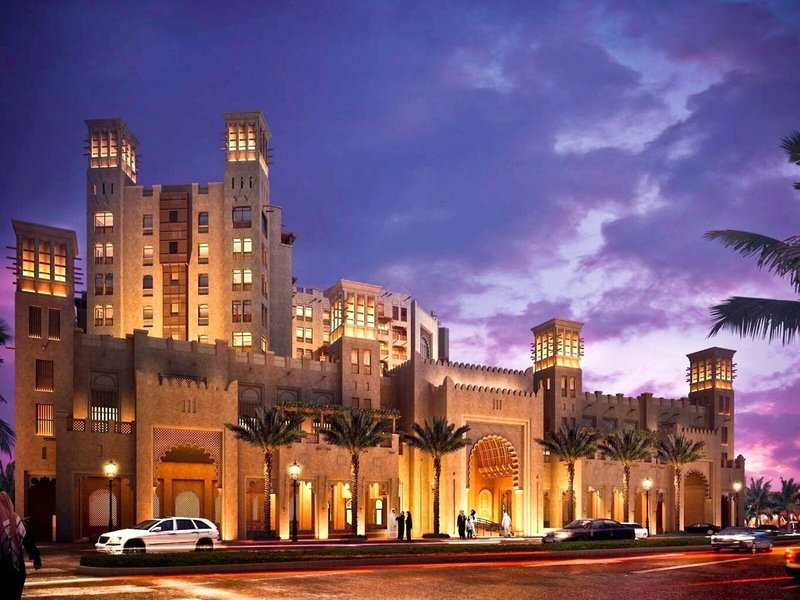 Bahi Ajman Palace Hotel 5