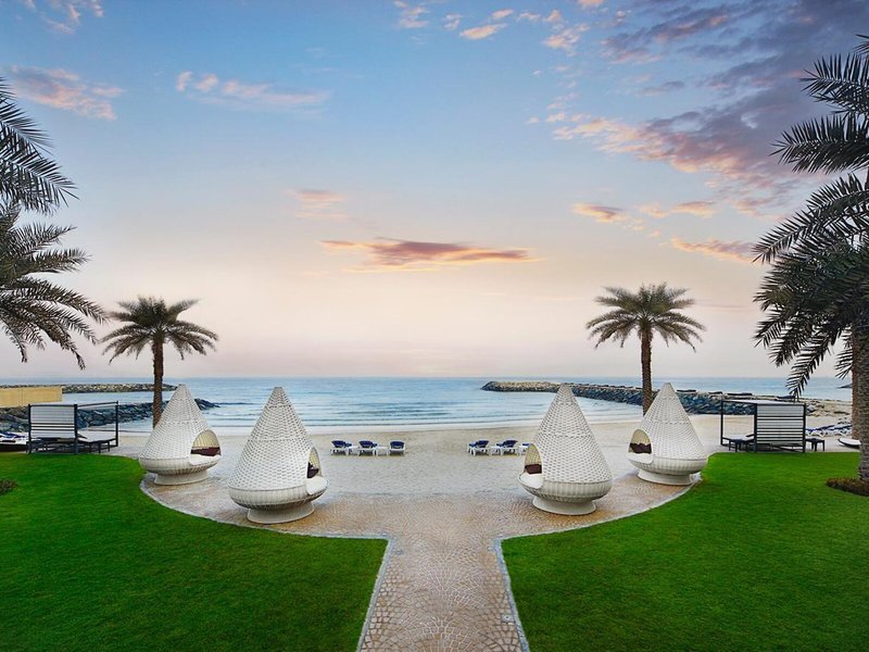 Bahi Ajman Palace Hotel 7