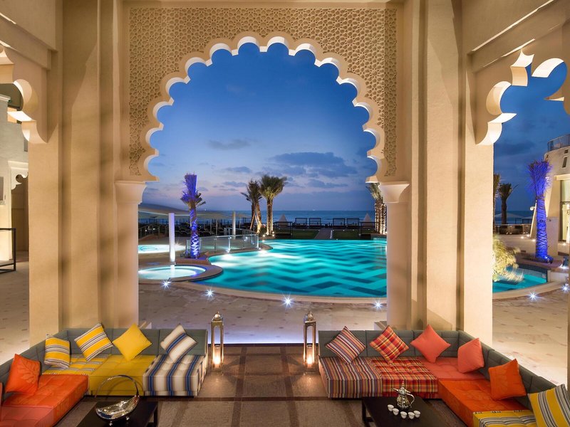 Bahi Ajman Palace Hotel 9