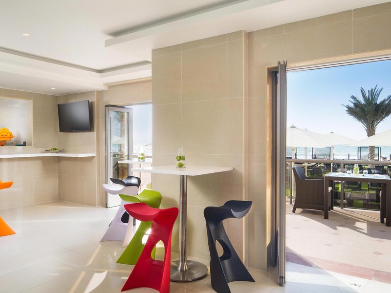 Bahi Ajman Palace Hotel 23