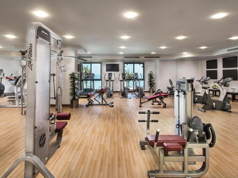 Bahi Ajman Palace Hotel 30