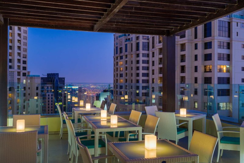 Hilton Dubai The Walk 9