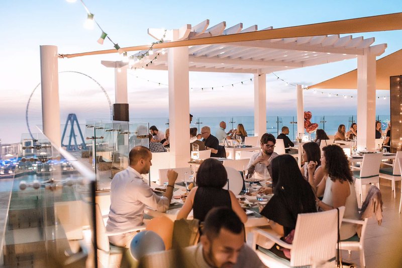 Hilton Dubai The Walk 14