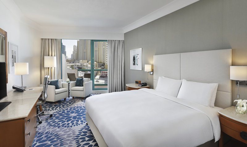 Hilton Dubai Jumeirah 10