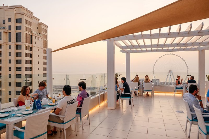 Hilton Dubai Jumeirah 19 - Terrace