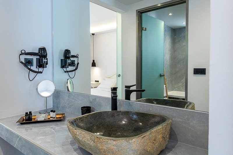 Diamond Boutique Hotel 24
