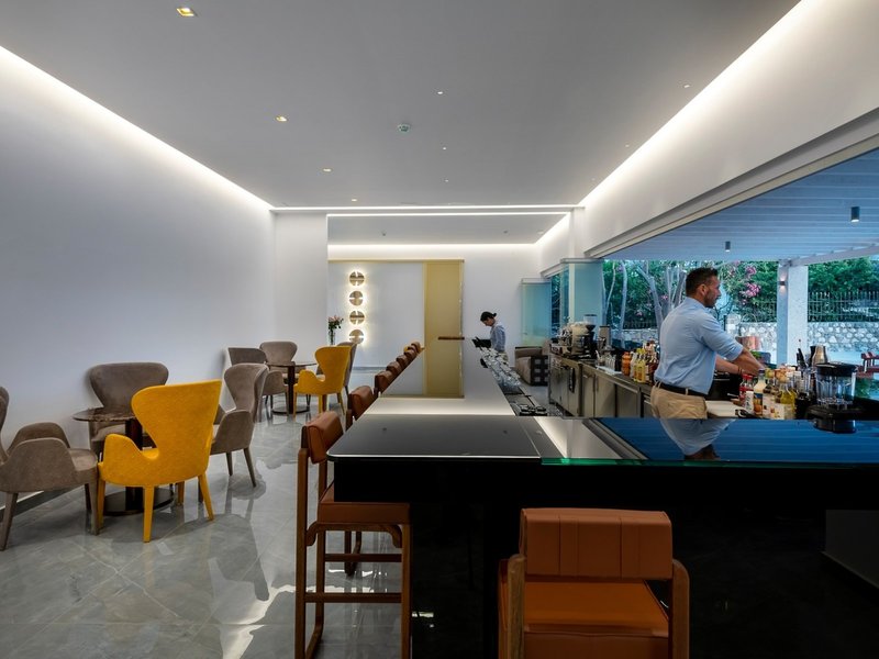Diamond Boutique Hotel  23