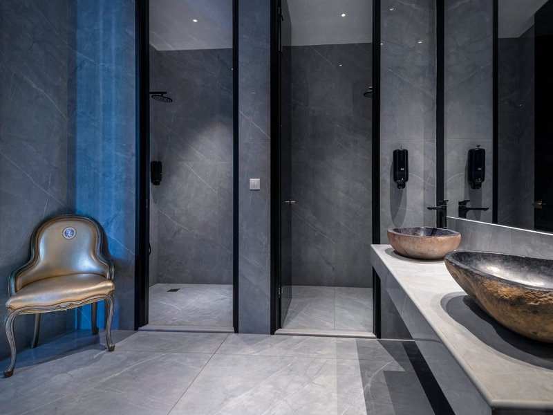 Diamond Boutique Hotel  32