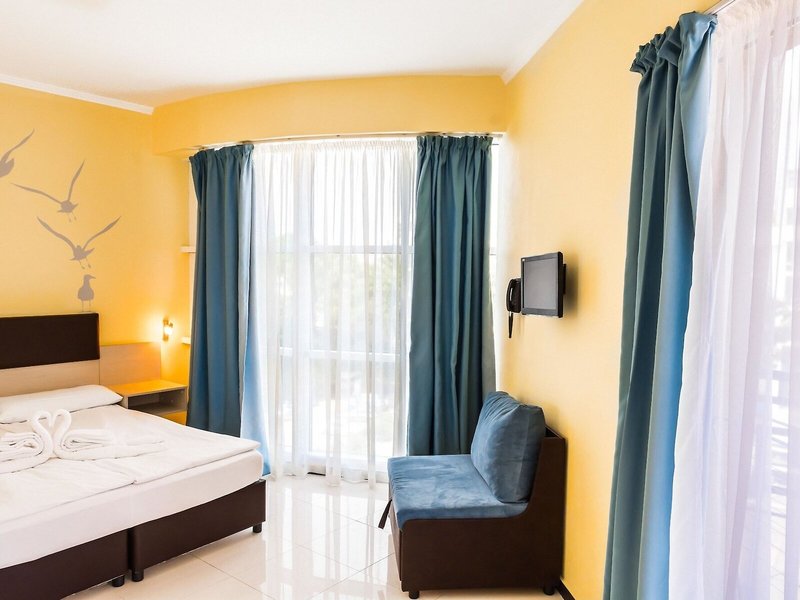Blue Pearl 37 - Room Example