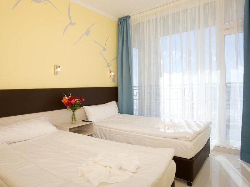 Blue Pearl 40 - Room Example