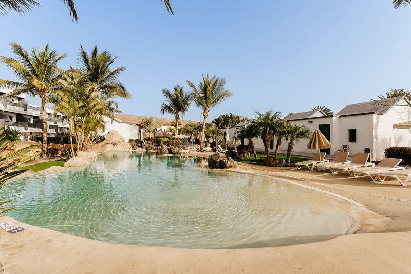 R2 Romantic Fantasia Suites 1