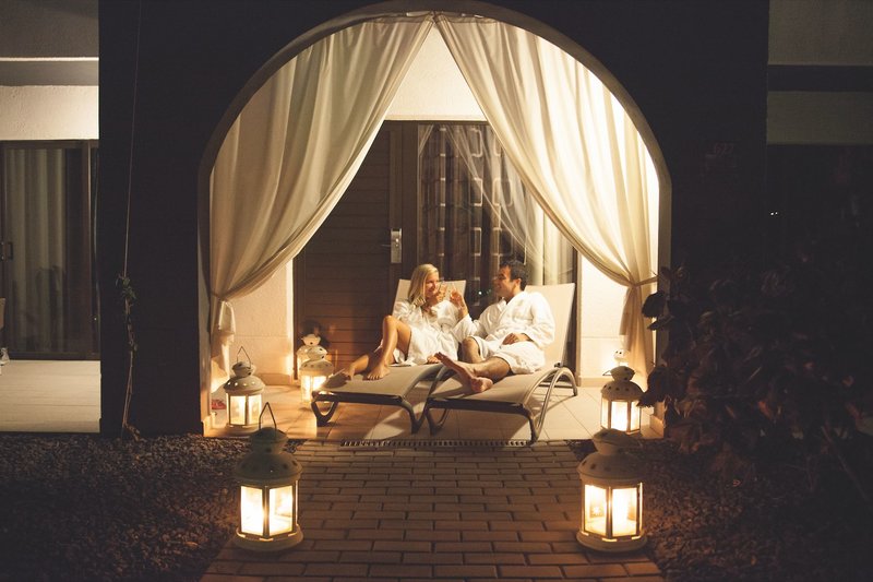 R2 Romantic Fantasia Suites 13