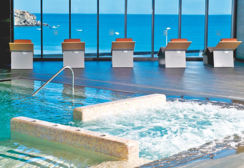 R2 Romantic Fantasia Suites 27