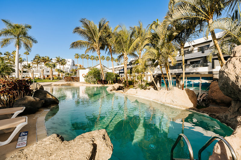 R2 Romantic Fantasia Suites 2