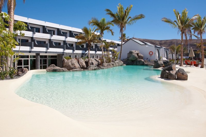 R2 Romantic Fantasia Suites 10