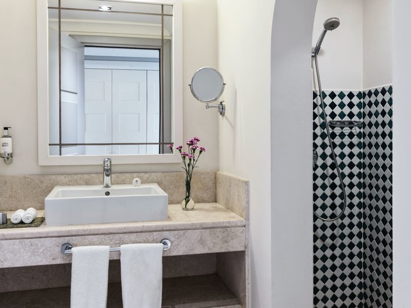 Juweira Boutique 22 - Bathroom Example