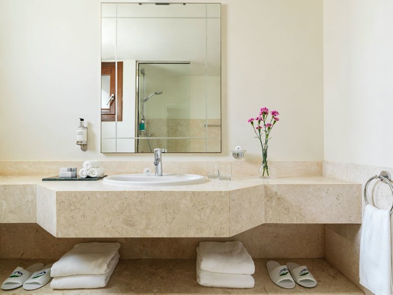 Juweira Boutique 26 - Bathroom Example