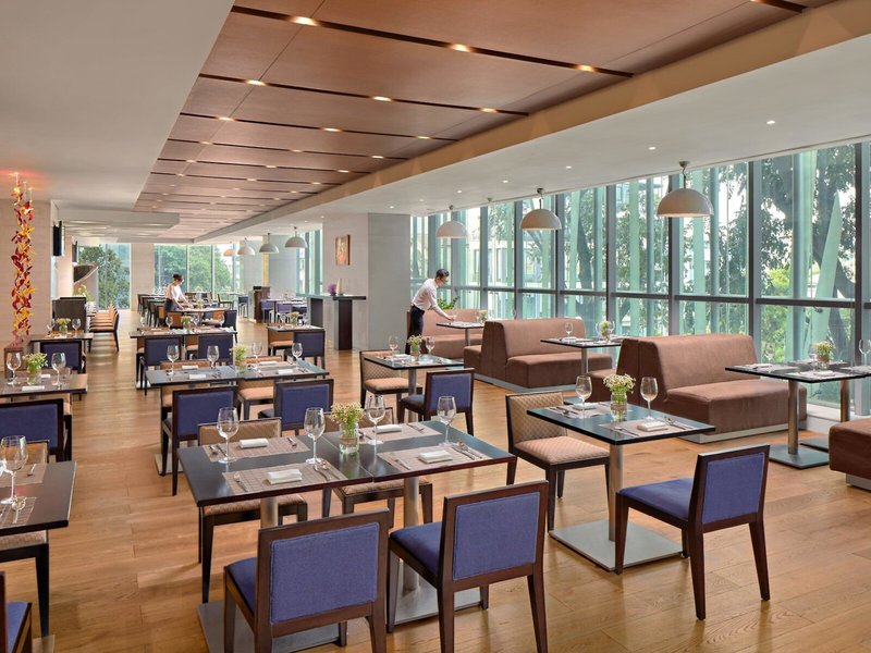 Novotel Saigon Centre 8