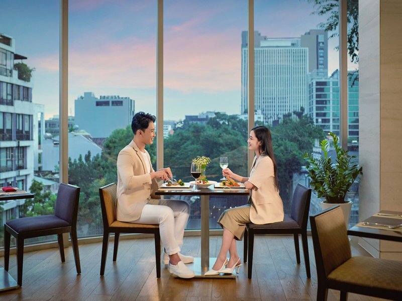 Novotel Saigon Centre 14