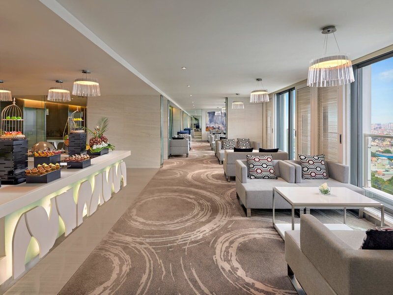Novotel Saigon Centre 24