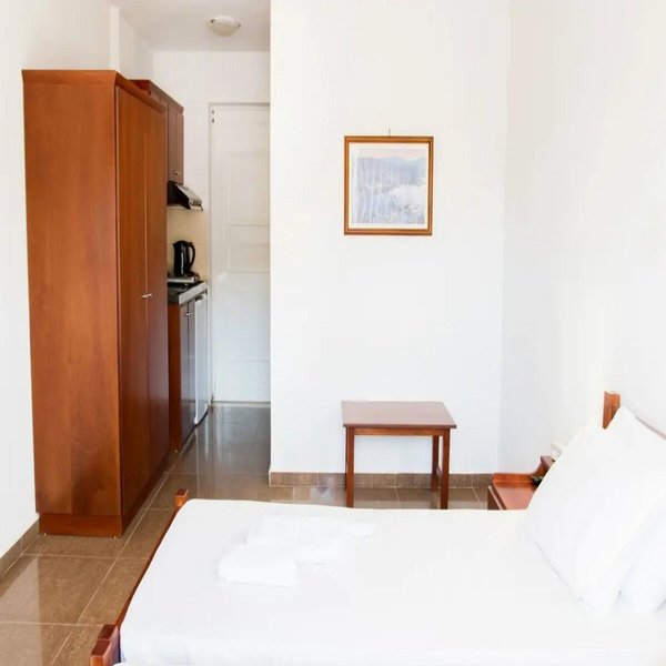 Diakonis Apartotel 6