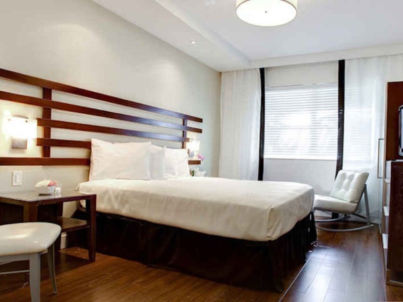Suites of Dorchester 25
