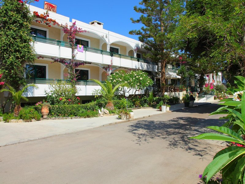 Trefon Hotel & Appartements & Suites 1