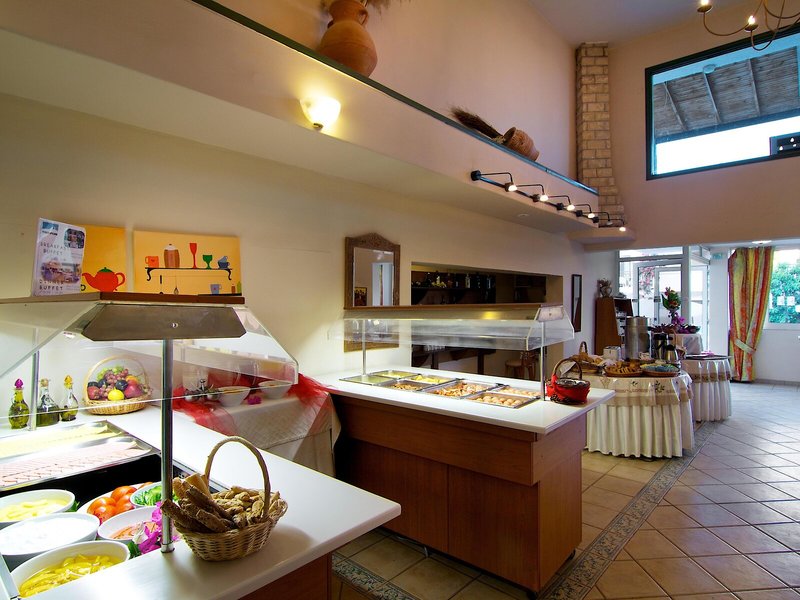Trefon Hotel & Appartements & Suites 15