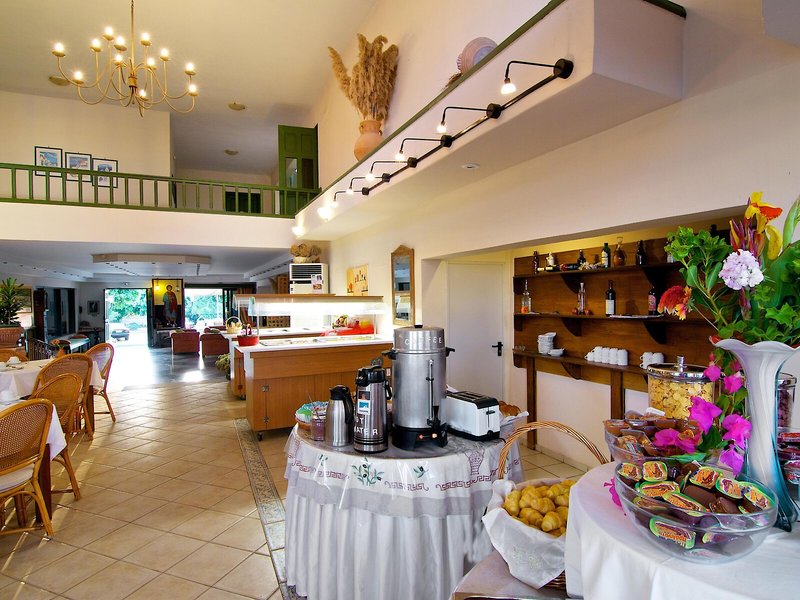 Trefon Hotel & Appartements & Suites 21