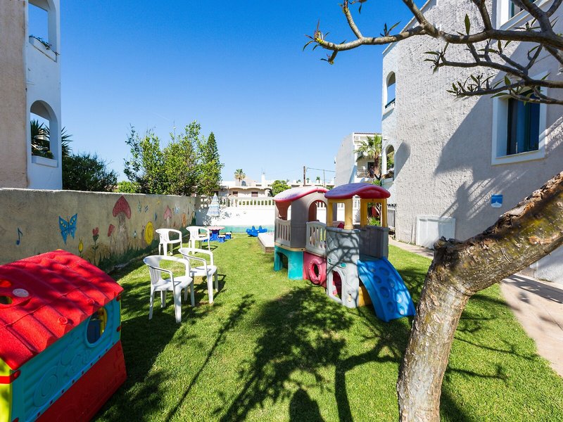 Trefon Hotel & Appartements & Suites 23