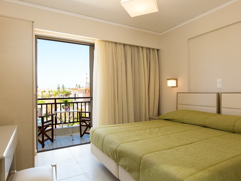 Trefon Hotel & Appartements & Suites 34