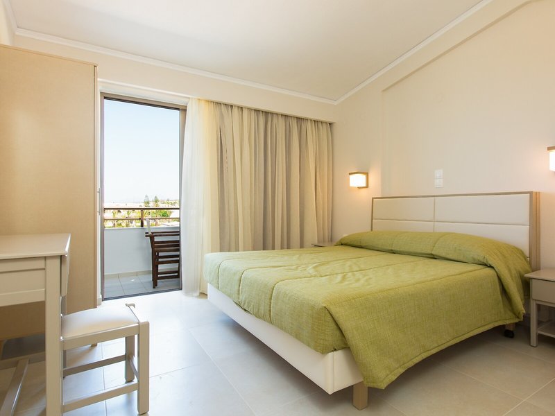 Trefon Hotel & Appartements & Suites 36