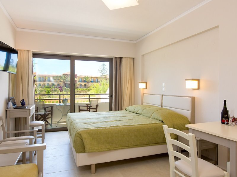 Trefon Hotel & Appartements & Suites 44