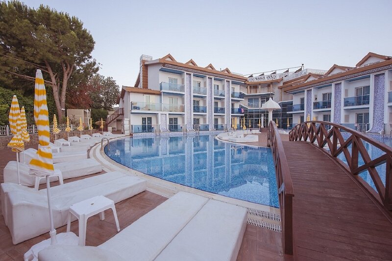 Ocean Blue High Class Hotel 14