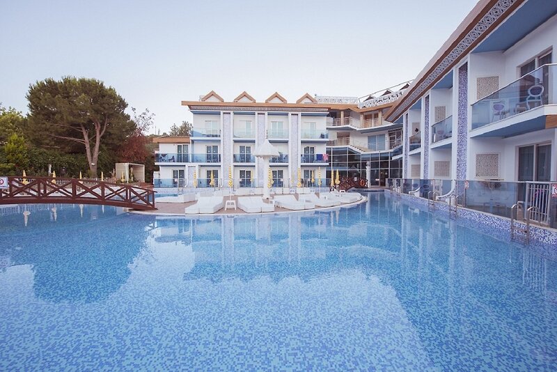 Ocean Blue High Class Hotel 15