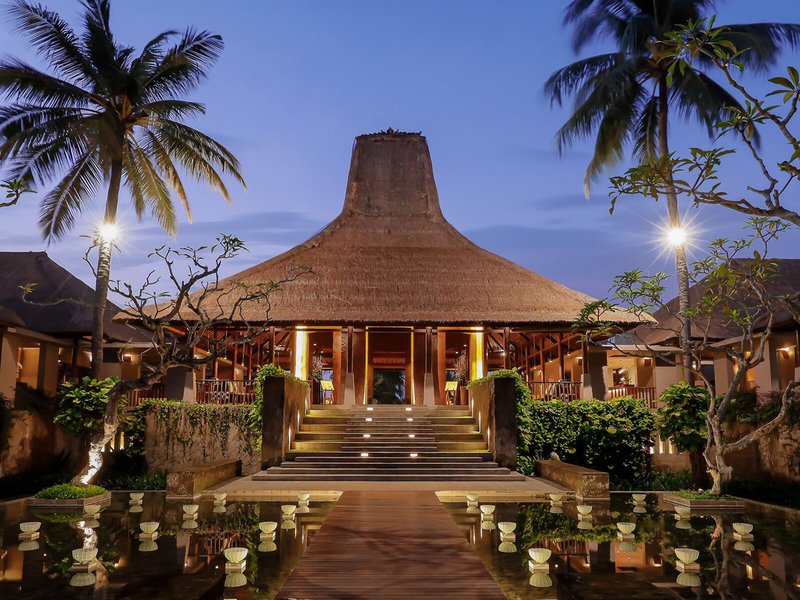 Maya Ubud Resort & Spa 1