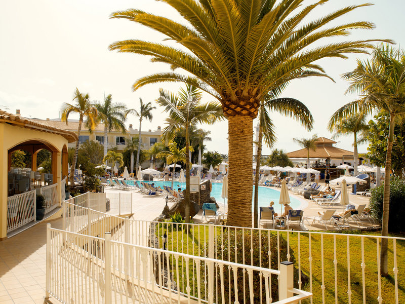 R2 Buganvilla Hotel & Spa 4