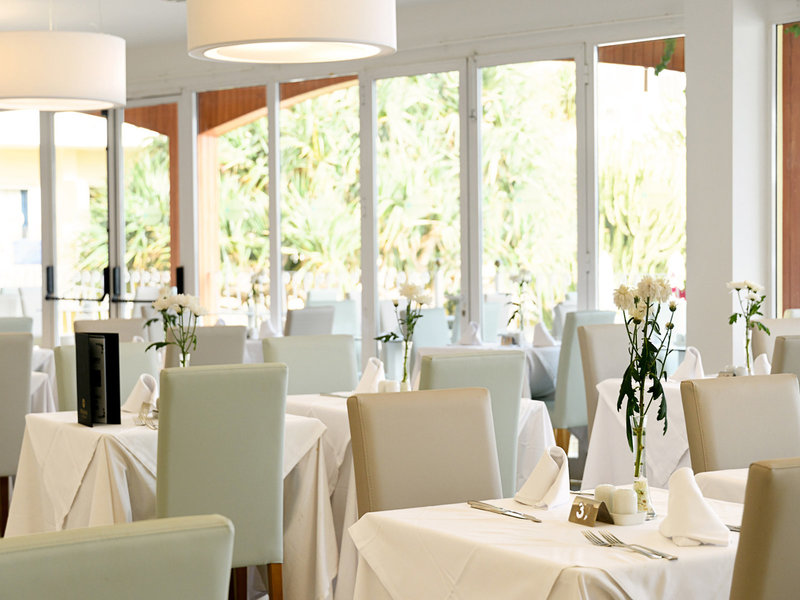 R2 Buganvilla Hotel & Spa 7