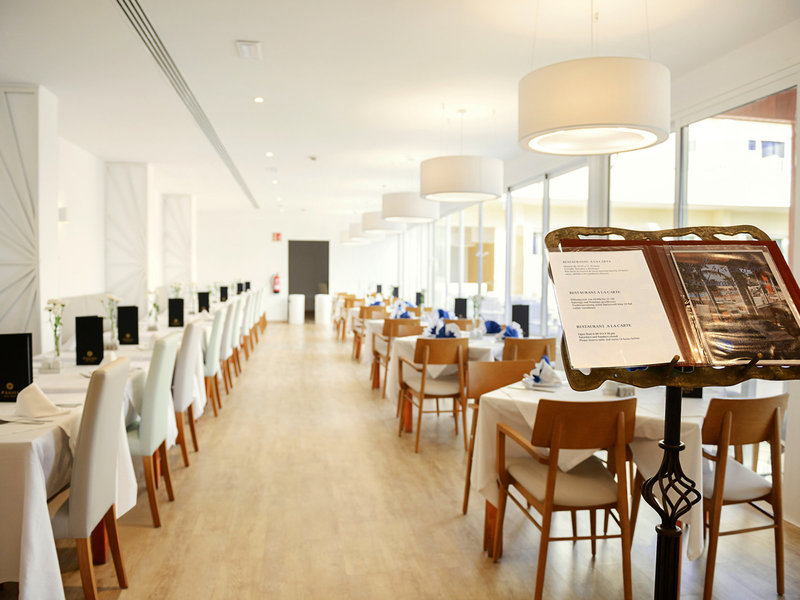 R2 Buganvilla Hotel & Spa 8