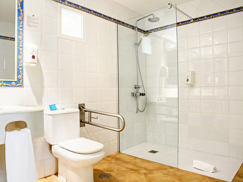 R2 Buganvilla Hotel & Spa 13